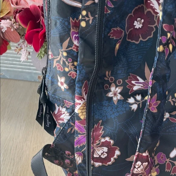💙 Vera Bradley “Garden Dream” packable backpack - Picture 3 of 16